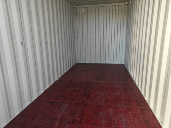 20HC-Laokonteiner-MIIU´2351743-TALLINN-5-scaled-1 Nuevo contenedor 20′ - 6 metros - MIIU2351743 TALLIN blanco