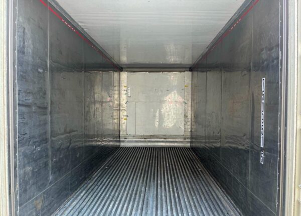 5 Contenedor frigorífico de 20′ con unidad Carrier usado