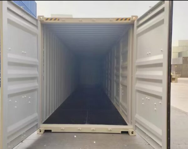 5 Contenedor High Cube de 40 pies con 4 puertas laterales color beige