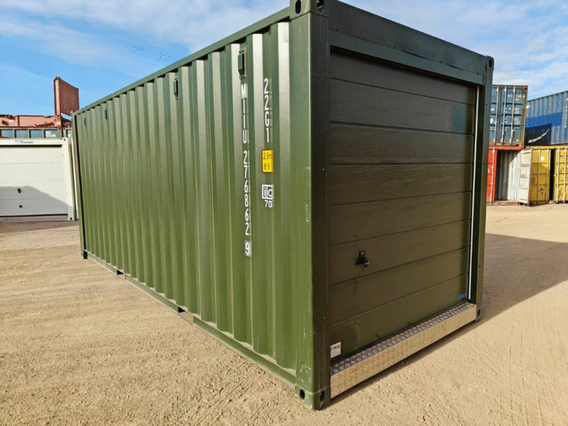 Nuevo contenedor 20′ 6 metros | Con puertas adicionales | MCKU2004798 – TALLINN  Verde oscuro