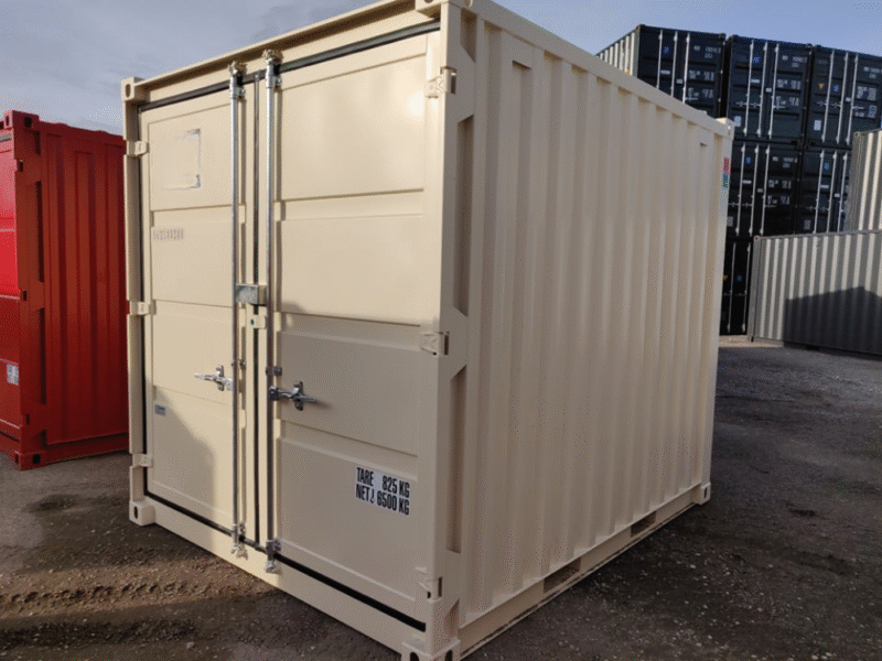 Nuevo contenedor 10′ - 3 metros - MIIU7178891 Marfil RAL1015