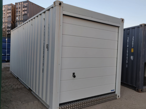 Design sans titre(1) Nuevo contenedor 20′ (6 metros) | 20’DD Con puertas adicionales | MCKU2004798 – TALLINN (con puerta elevable) Gris claro